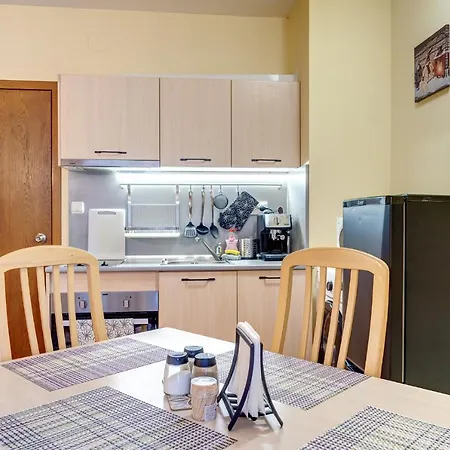 Apartment 1bd View Retreat In With Fireplace By Flat Mаnager