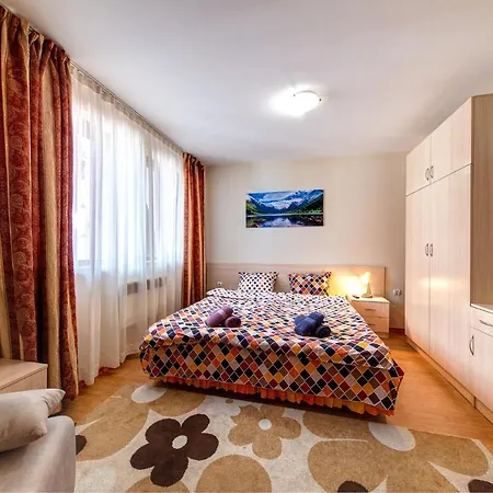 1bd View Retreat In With Fireplace By Flat Mаnager Apartment *